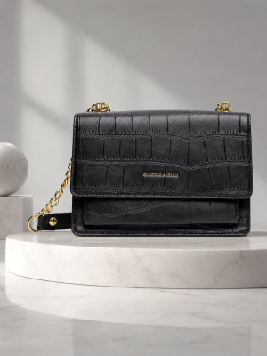 CARTERA KIRAN NEGRA